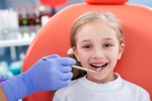 When should a child see an orthodontist